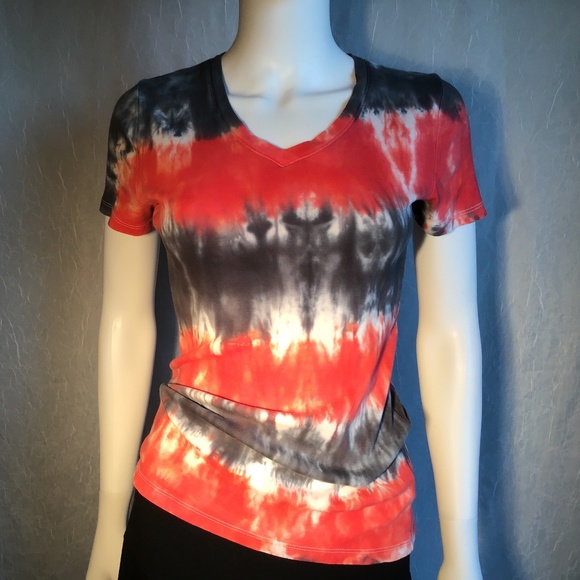 Merona Tie Dye T-Shirt V-Neck - Picture 6 of 7